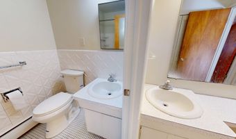 1257 Island Dr 203, Ann Arbor, MI 48105