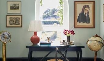 6 Price's Cove Ave, Newport, RI 02840