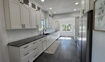 100 8th St, Adair, IA 50002