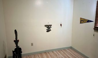 326 Park Ave, Appalachia, VA 24216