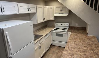 528 E Navajo Ave 3, Apache Junction, AZ 85119