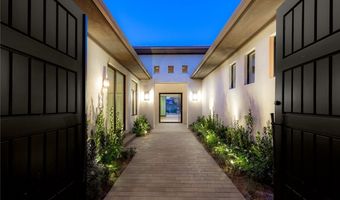 24 Soaring Bird Ct, Las Vegas, NV 89135