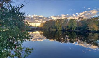 4212 Parkview Ln, Anoka, MN 55303