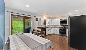 903 Roberts St, Altoona, WI 54720