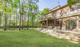 268 Fresh Pond Rd, Amagansett, NY 11930