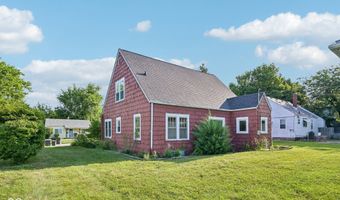 327 E 37th St, Anderson, IN 46013