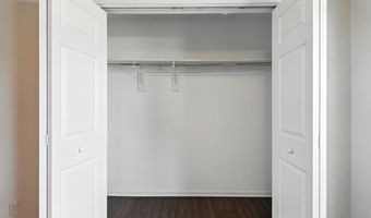 806 Deer Ridge Xing, Auburn, IN 46706