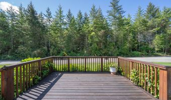 87477 Jean Dr, Bandon, OR 97411
