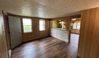 306 Divinity St, Bristol, CT 06010
