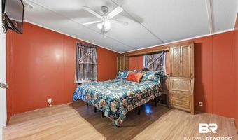 926 Tumbling Ln, Atmore, AL 36502