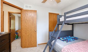 802 13th St SE, Altoona, IA 50009
