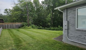 6472 Farmdale Rd, Barboursville, WV 25504