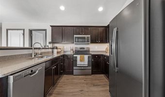 1162 Mary Ln, North Liberty, IA 52317
