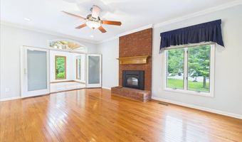 2832 Kensington St, Athens, TN 37303
