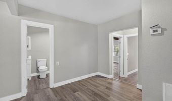 422 London St, Alma, AR 72921