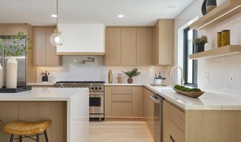 2465 Garfield St, Carlsbad, CA 92008