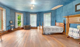 3789 Spring Valley Rd, Alderson, WV 24910