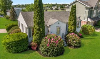 175 Kay St, Newport, RI 02840