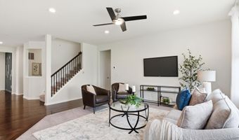 552 Wishing Tree Ln, Ann Arbor, MI 48108