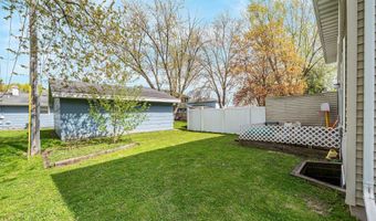 722 N HAWTHORNE Dr, Appleton, WI 54915