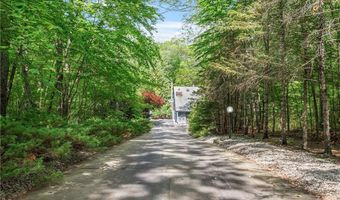 24 Lincoln Dr, North Smithfield, RI 02896
