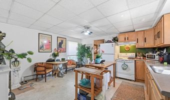 10 Pearl St, Auburn, ME 04210