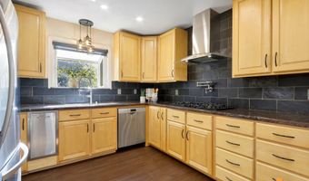 6104 Eastwood Ct, Anchorage, AK 99504