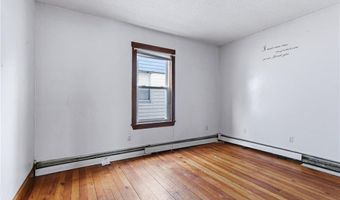 2 King St, Central Falls, RI 02863