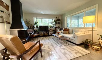 3177 Sunnywood Dr, Ann Arbor, MI 48103