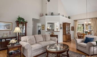 15 Winding Oak Dr, Arden, NC 28704