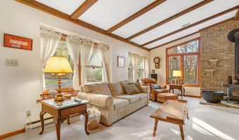 1882 Dillingham Dr, Allegan, MI 49010