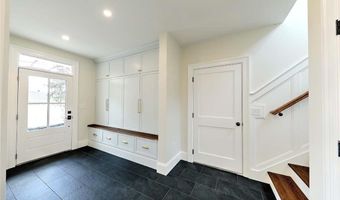 53 Jennys Ln, Barrington, RI 02806