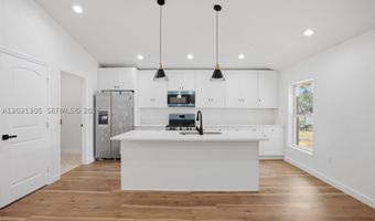 2031 W Myakka Rd, Avon Park, FL 33825