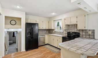 7927 Hoop Rd, Indianapolis, IN 46217