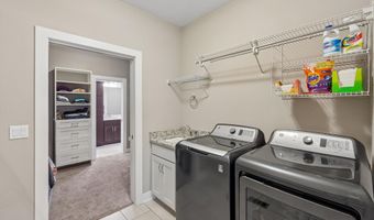 2122 Leopold Dr, Ames, IA 50010