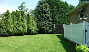 703 Breakers Ave, Absecon, NJ 08201