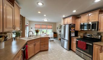 280 Arlington Dr, Batesville, IN 47006