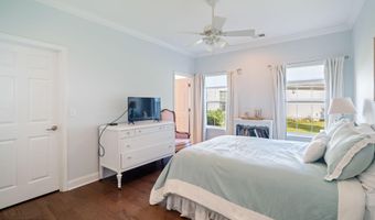 10 Chapel Hill Ct, Barnegat, NJ 08005