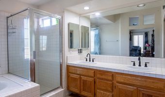 1371 Gilmore Pl, Escondido, CA 92026