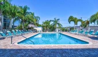 900 COVE CAY Dr 5A, Clearwater, FL 33760