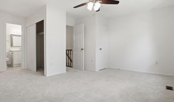 2410 S WALTER REED Dr 2, Arlington, VA 22206