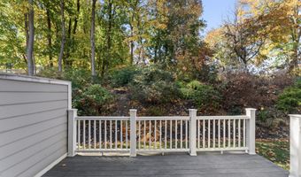 53 Grassy Plain St APT B6, Bethel, CT 06801