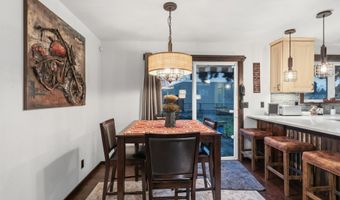 2555 NW SQUIRE Pl, Albany, OR 97321