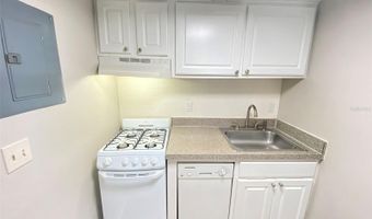 121 OYSTER BAY Cir 320, Altamonte Springs, FL 32701