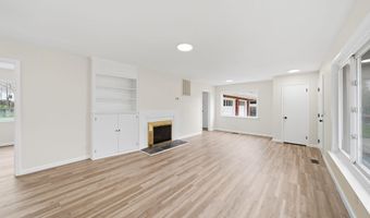 418 S Scott St, Adrian, MI 49221