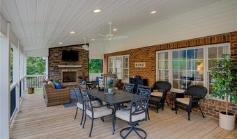 154 Suntree Dr, Advance, NC 27006