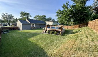 34 Venus Dr, Albany, NY 12211