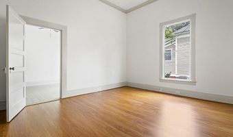 135 Holmes St, Barnesville, GA 30204