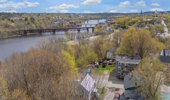 3 York St, Augusta, ME 04330