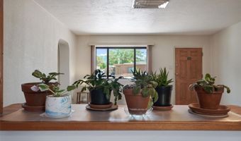 2729 Aliso Dr NE, Albuquerque, NM 87110